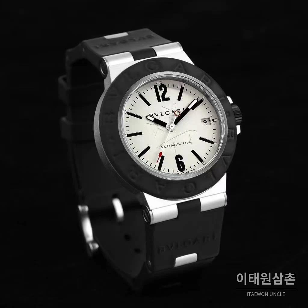 불가리 알루미늄 스틸 러버베젤 데이트 오토매틱 40mm 블랙 (3)