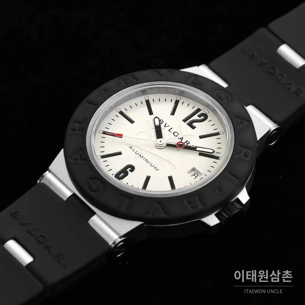 불가리 알루미늄 스틸 러버베젤 데이트 오토매틱 40mm 블랙 (3)