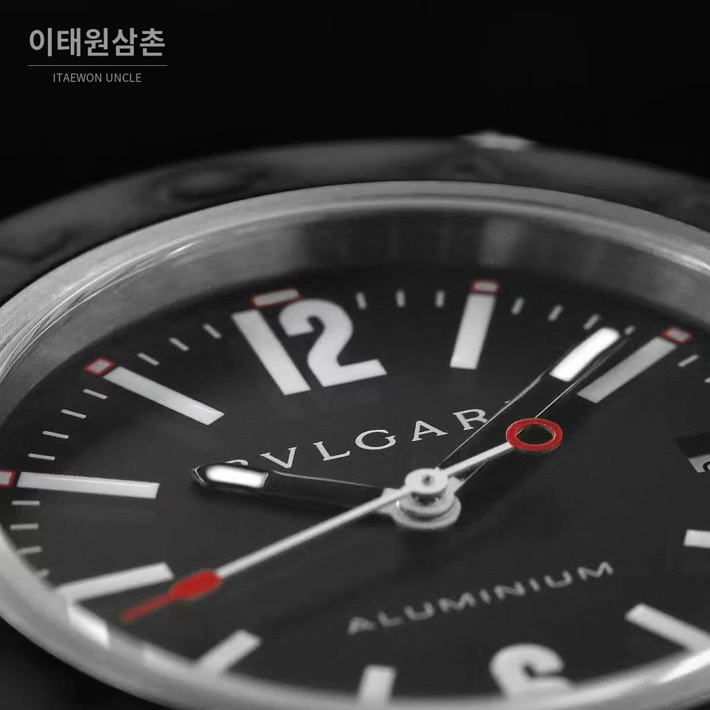 불가리 알루미늄 스틸 러버베젤 데이트 오토매틱 40mm 블랙 (2)