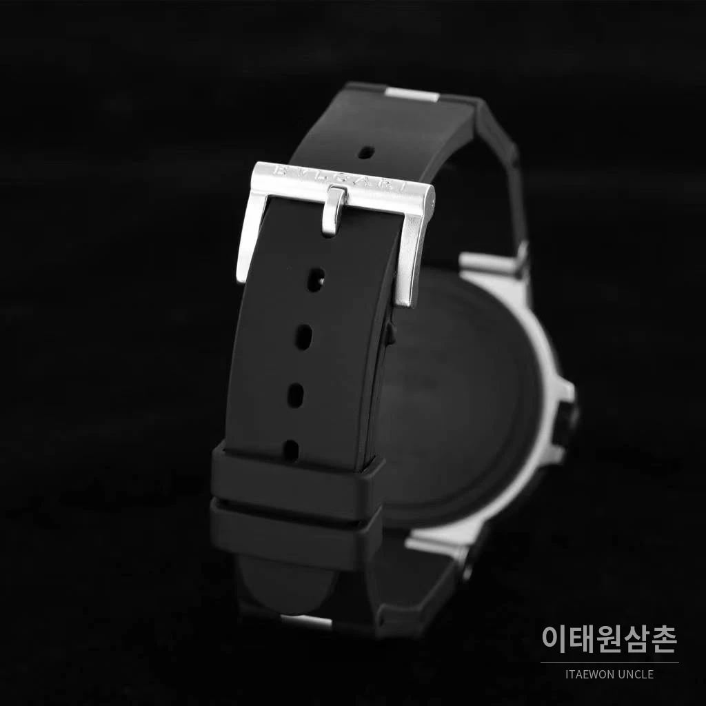 불가리 알루미늄 스틸 러버베젤 데이트 오토매틱 40mm 블랙 (2)