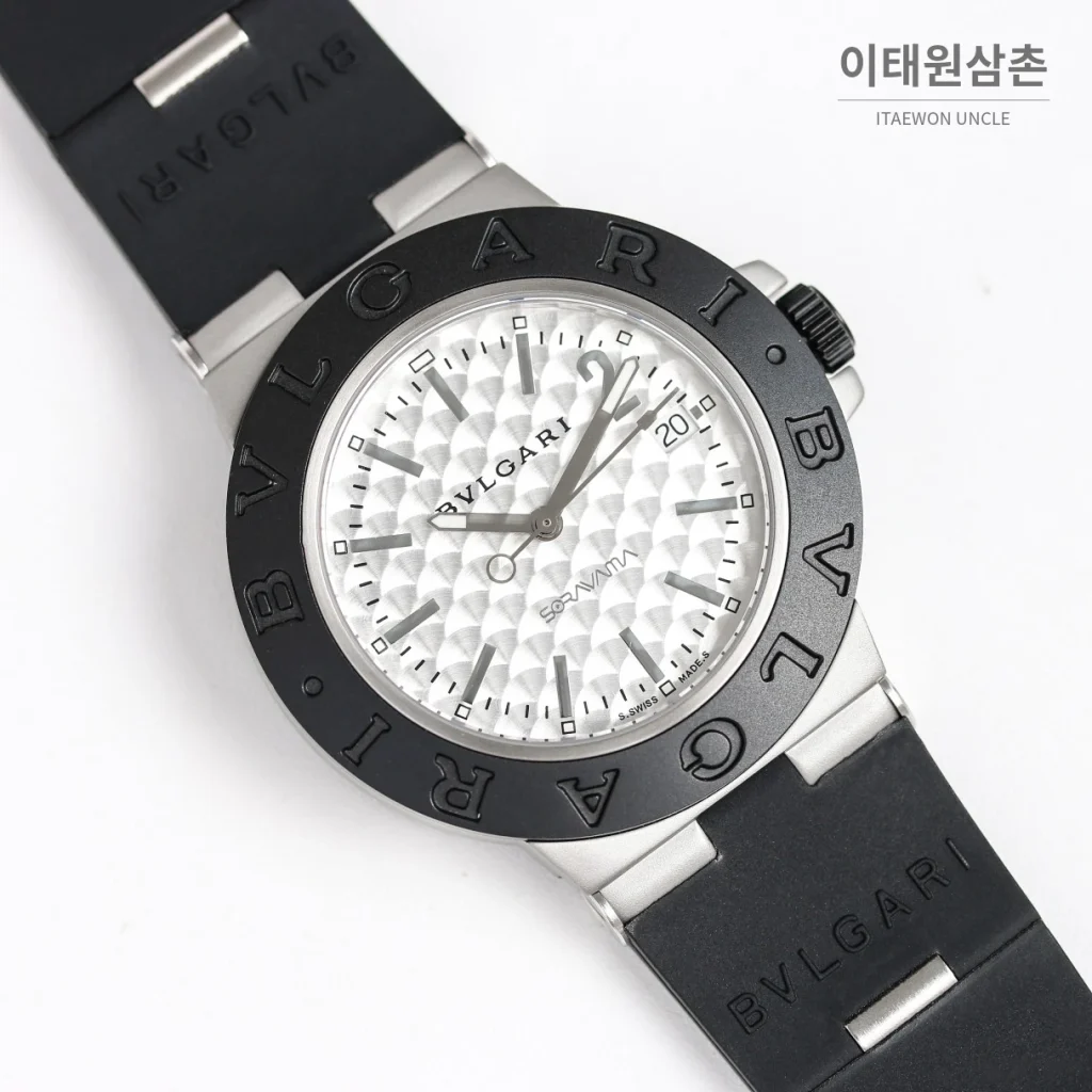 불가리 알루미늄 스티브 아오키 케이크 페이스 오토매틱 40mm