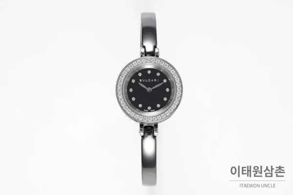 불가리 비제로원 세라믹 브레이슬릿 쿼츠 워치 23mm 블랙 다이얼 실버 베젤
