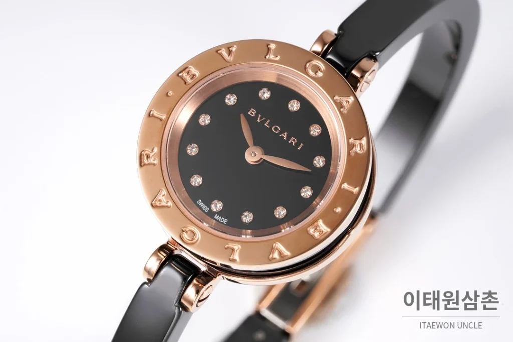 불가리 비제로원 세라믹 브레이슬릿 쿼츠 워치 23mm 블랙 다이얼 로즈골드 베젤