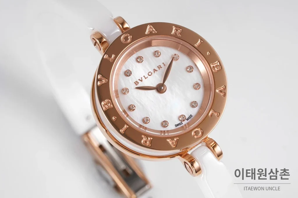 불가리 비제로원 세라믹 브레이슬릿 쿼츠 워치 23mm 자개 다이얼 로즈골드 베젤