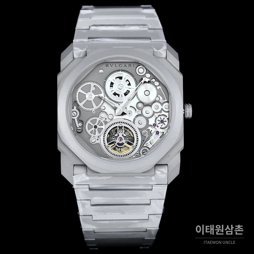 불가리 옥토 피니씨모 스테인리스 스틸 울트라씬 스포츠 워치 40mm 실버 티타늄 브레이슬릿