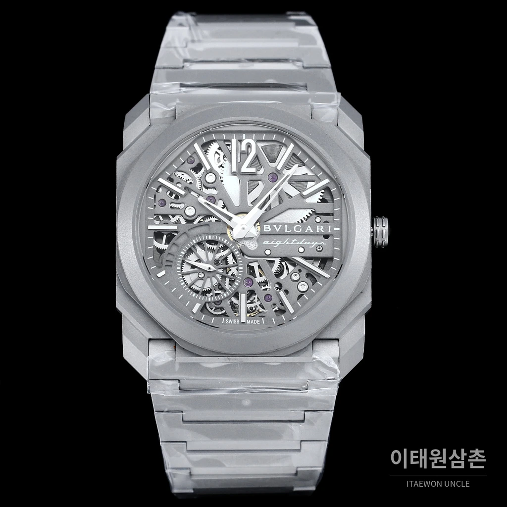 불가리 옥토 피니씨모 스테인리스 스틸 울트라씬 스포츠 워치 40mm 실버 티타늄 브레이슬릿