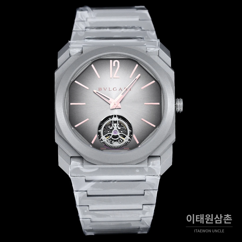 불가리 옥토 피니씨모 스테인리스 스틸 울트라씬 스포츠 워치 40mm 실버 티타늄 브레이슬릿