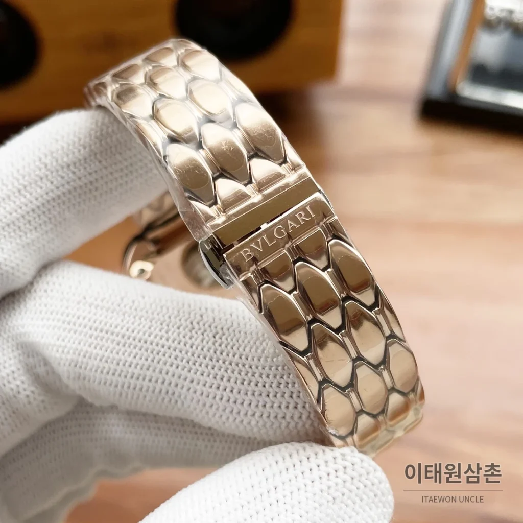 불가리 세르펜티 세두토리 핑크카보숑 오토매틱 35mm 실버 (2)