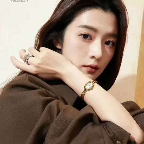 까르띠에 베누아 브레이슬릿 골드 로즈골드 타원형 화이트다이얼 블루핸즈 쿼츠 24.6mm 까르띠에 베누아 브레이슬릿 골드 로즈골드 타원형 화이트다이얼 블루핸즈 쿼츠 24.6mm