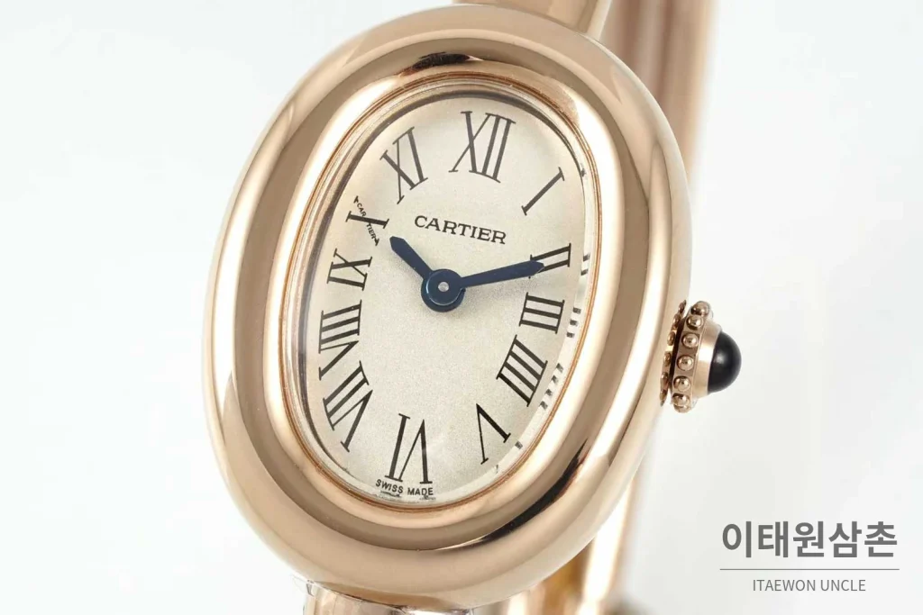 까르띠에 베누아 다이아 타원형 화이트다이얼 로만인덱스 블루핸즈 쿼츠 31.4mm 로즈골드 브레이슬릿