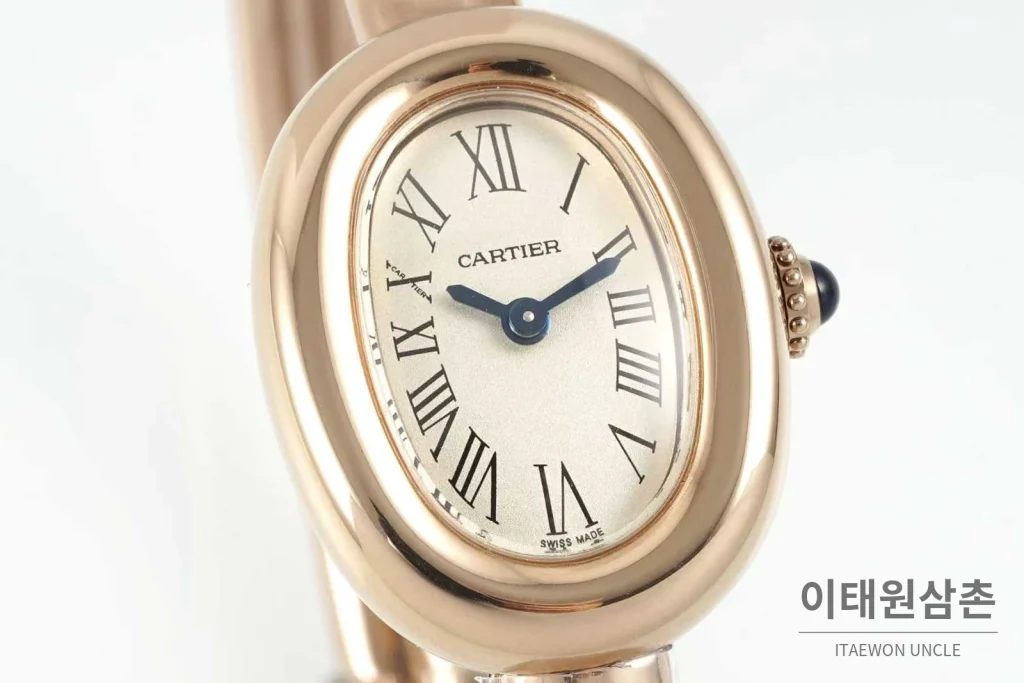 까르띠에 베누아 다이아 타원형 화이트다이얼 로만인덱스 블루핸즈 쿼츠 31.4mm 로즈골드 브레이슬릿
