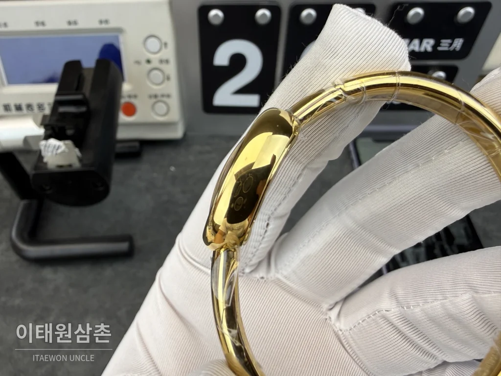 까르띠에 베누아르 미니 옐로우골드 브레이슬릿 쿼츠 18.7mm