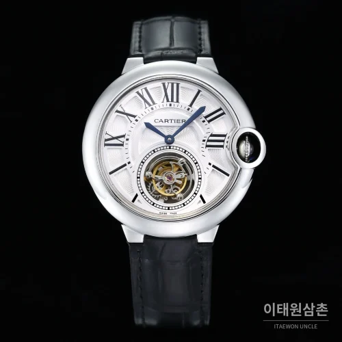 까르띠에 발롱블루 드 까르띠에 투르비용 로마다이얼 오토매틱 42mm 블랙 가죽 스트랩 까르띠에 발롱블루 드 까르띠에 투르비용 로마다이얼 오토매틱 42mm 블랙 가죽 스트랩