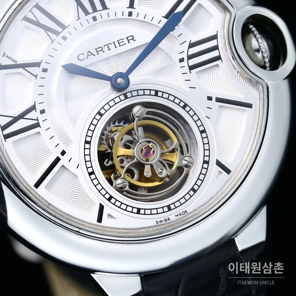 까르띠에 발롱블루 드 까르띠에 투르비용 로마다이얼 오토매틱 42mm 블랙 가죽 스트랩
