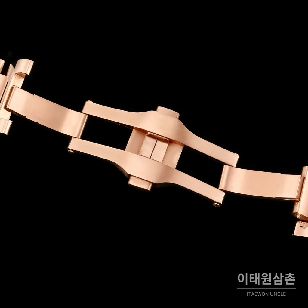 까르띠에 발롱블루 드 까르띠에 투르비용 로마다이얼 오토매틱 42mm 골드 브레이슬릿