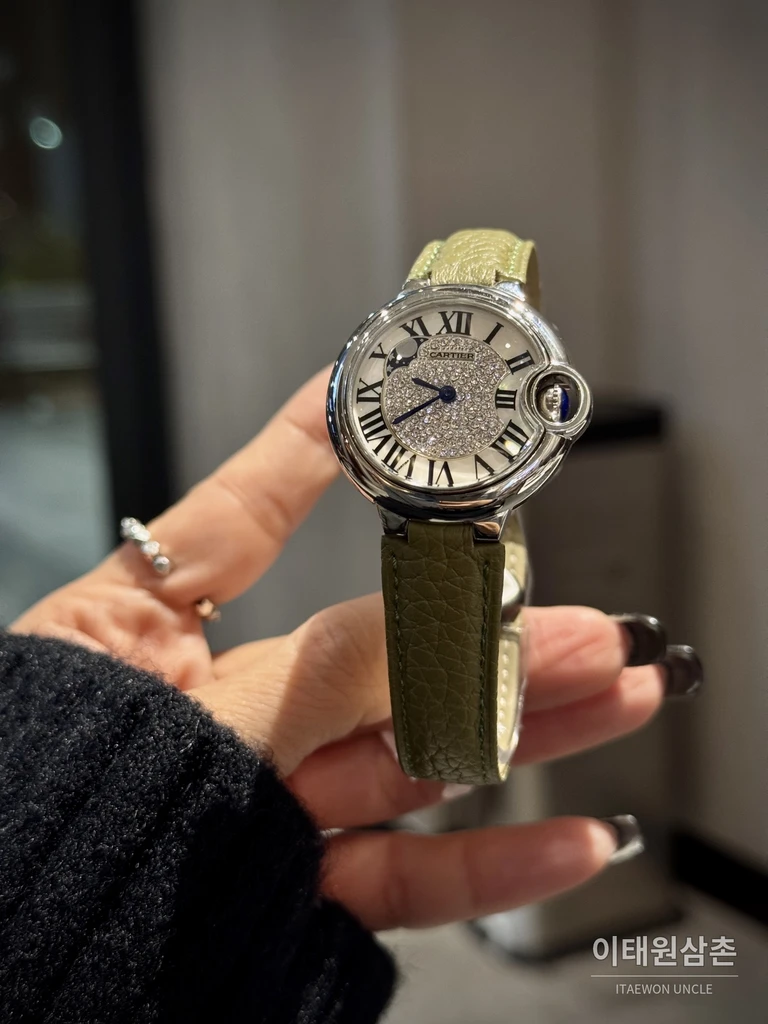 까르띠에 발롱블루 다이아몬드세팅 레더 여성용 쿼츠시계 36mm