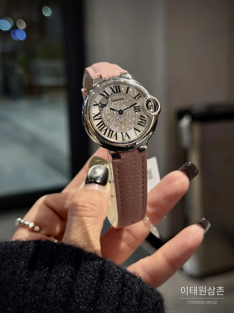 까르띠에 발롱블루 다이아몬드세팅 레더 여성용 쿼츠시계 36mm