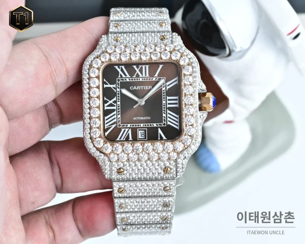 까르띠에 발롱블루 모아사나이트 풀파베 오토매틱 42mm 실버 (2) 까르띠에 발롱블루 모아사나이트 풀파베 오토매틱 42mm 실버 (2)