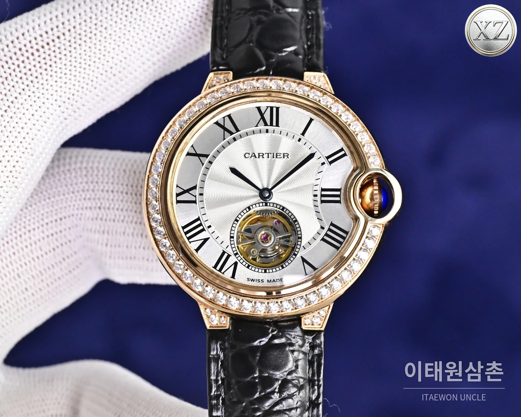 까르띠에 발롱 블루 자개 로마인덱스 여성용 투르비용 39mm