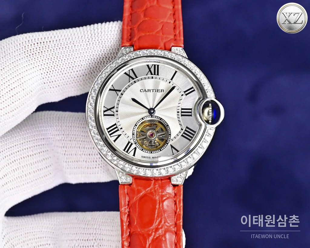 까르띠에 발롱 블루 자개 로마인덱스 여성용 투르비용 39mm