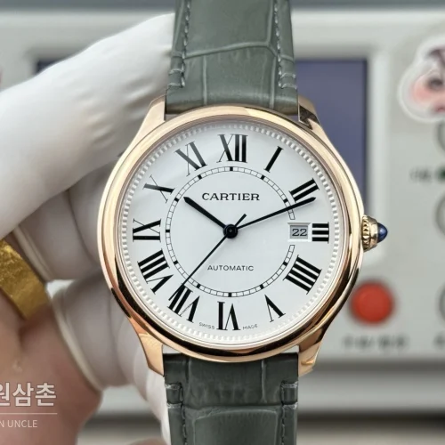 까르띠에 런던 오토매틱 40mm 화이트 다이얼 그린 가죽 스트랩 까르띠에 런던 오토매틱 40mm 화이트 다이얼 그린 가죽 스트랩