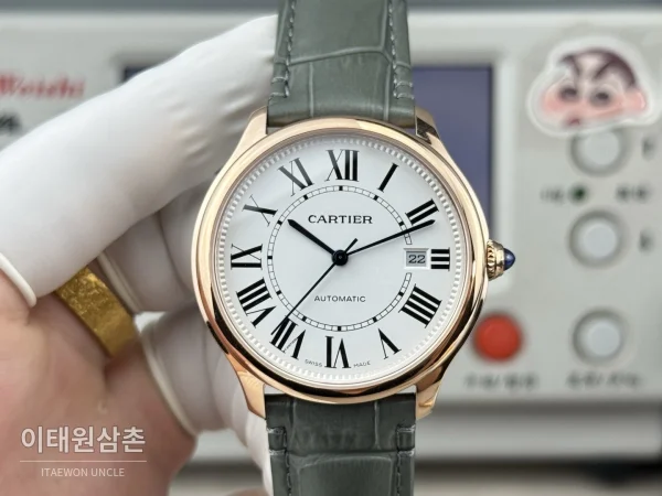 까르띠에 런던 오토매틱 40mm 화이트 다이얼 그린 가죽 스트랩