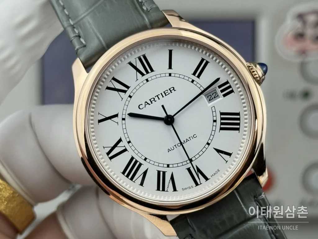 까르띠에 런던 오토매틱 40mm 화이트 다이얼 그린 가죽 스트랩