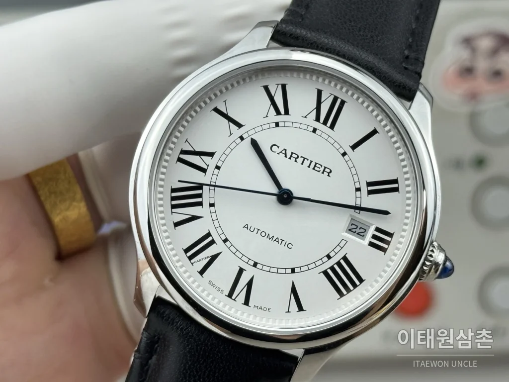 까르띠에 런던 오토매틱 40mm 화이트 다이얼 블랙 가죽 스트랩