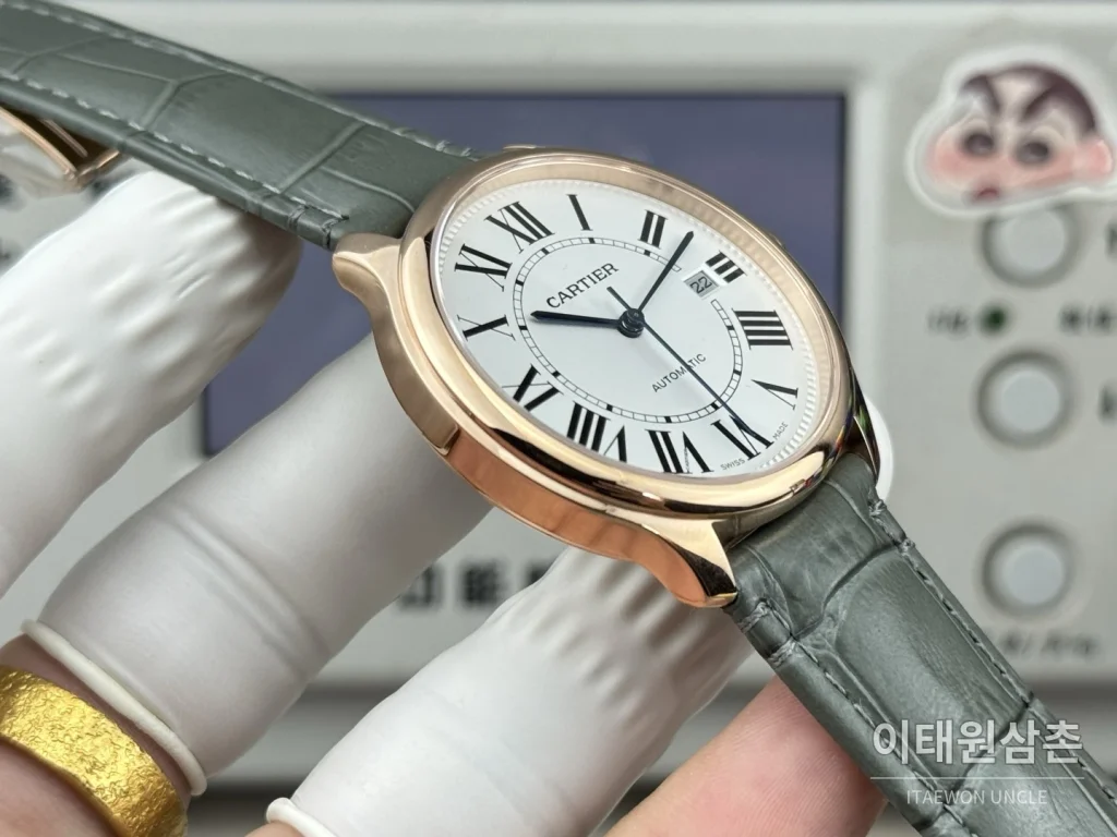 까르띠에 런던 오토매틱 40mm 화이트 다이얼 그린 가죽 스트랩