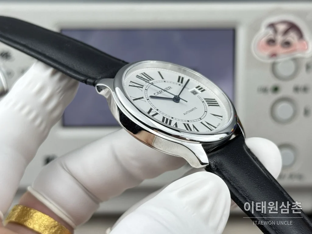 까르띠에 런던 오토매틱 40mm 화이트 다이얼 블랙 가죽 스트랩