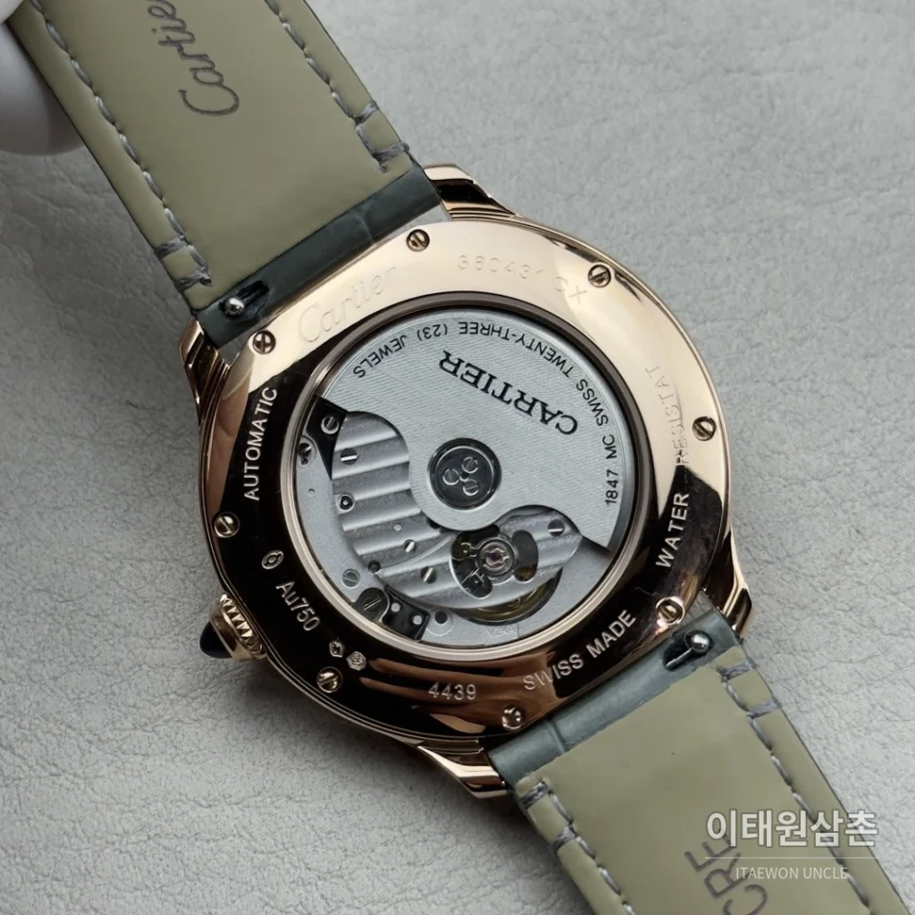 까르띠에 런던 오토매틱 40mm 화이트 다이얼 그린 가죽 스트랩