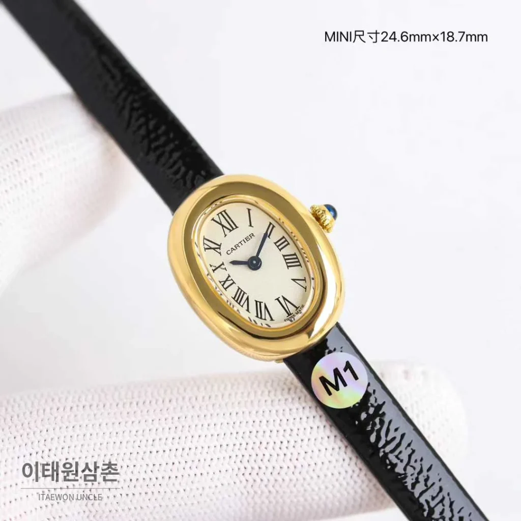 까르띠에 베누아 미니 스틸 화이트다이얼 로만인덱스 블루핸즈 쿼츠 24.6mm (2)