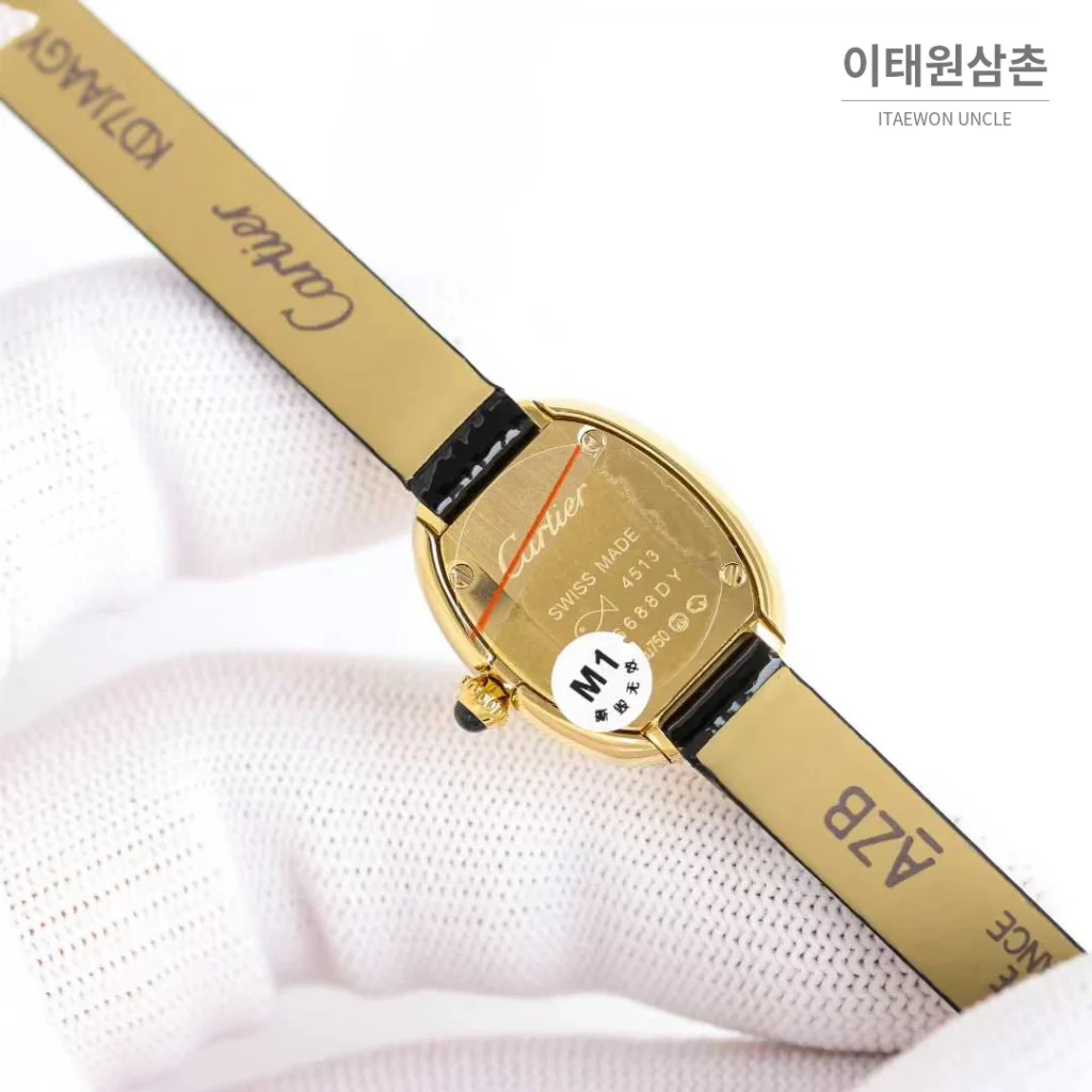 까르띠에 베누아 미니 스틸 화이트다이얼 로만인덱스 블루핸즈 쿼츠 24.6mm