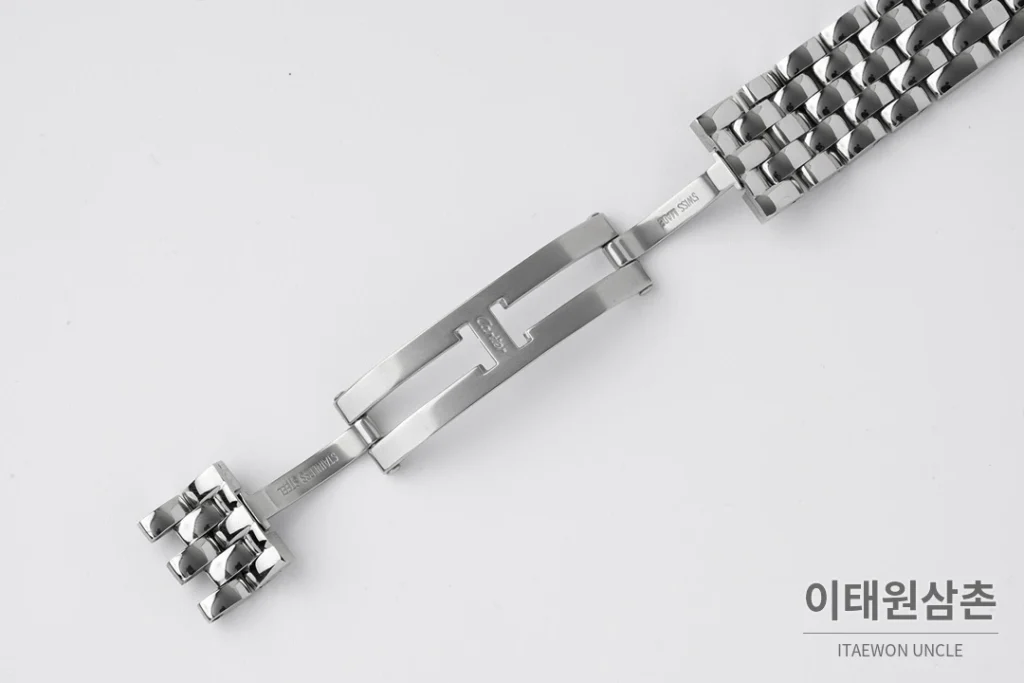 까르띠에 팬더 스틸 쥬얼 실버다이얼 쿼츠 워치 37mm 스틸 브레이슬릿