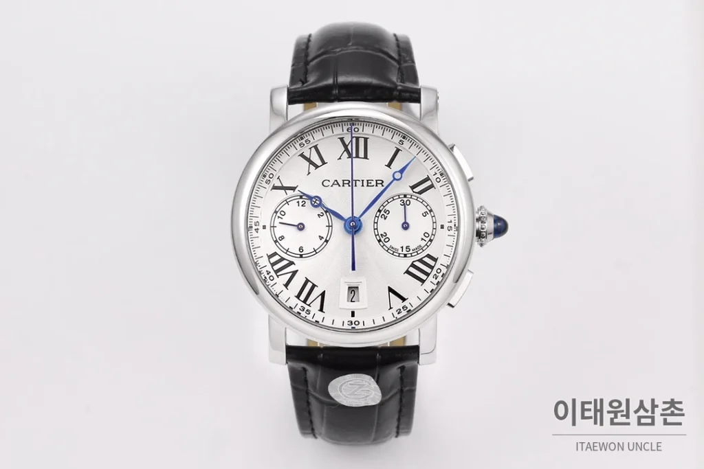 까르띠에 로통드 드 까르띠에 크로노그래프 오토매틱 40mm 화이트 다이얼 블랙 가죽 스트랩