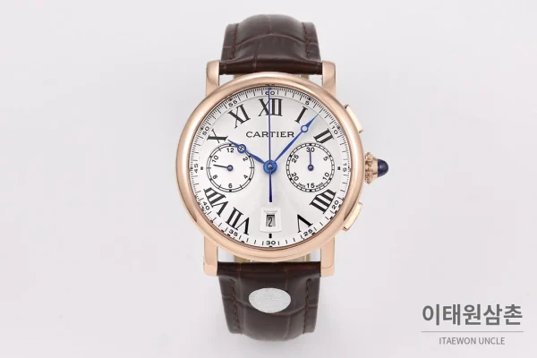 까르띠에 로통드 드 까르띠에 크로노그래프 오토매틱 40mm 화이트 다이얼 브라운 가죽 스트랩 까르띠에 로통드 드 까르띠에 크로노그래프 오토매틱 40mm 화이트 다이얼 브라운 가죽 스트랩