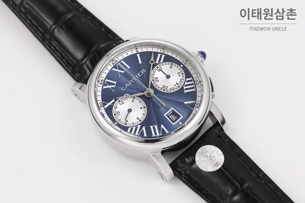 까르띠에 로통드 드 까르띠에 크로노그래프 오토매틱 40mm 블루 다이얼 블랙 가죽 스트랩