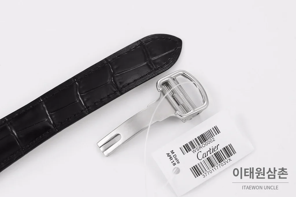 까르띠에 로통드 드 까르띠에 크로노그래프 오토매틱 40mm 블랙 다이얼 블랙 가죽 스트랩