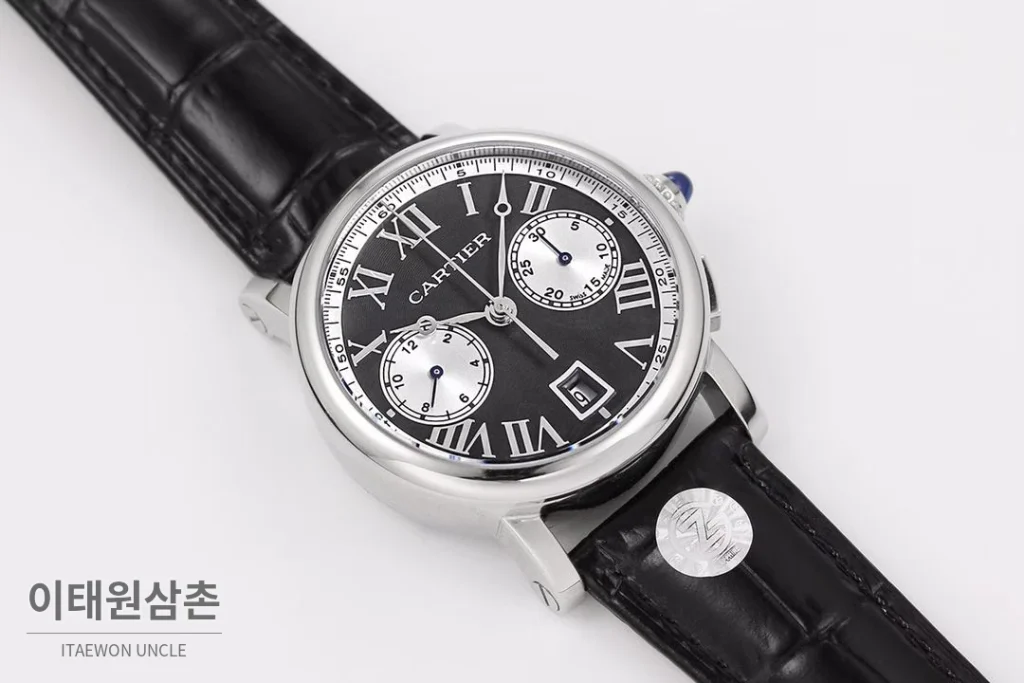 까르띠에 로통드드까르띠에 스틸 블랙다이얼 크로노그래프 오토매틱 40mm