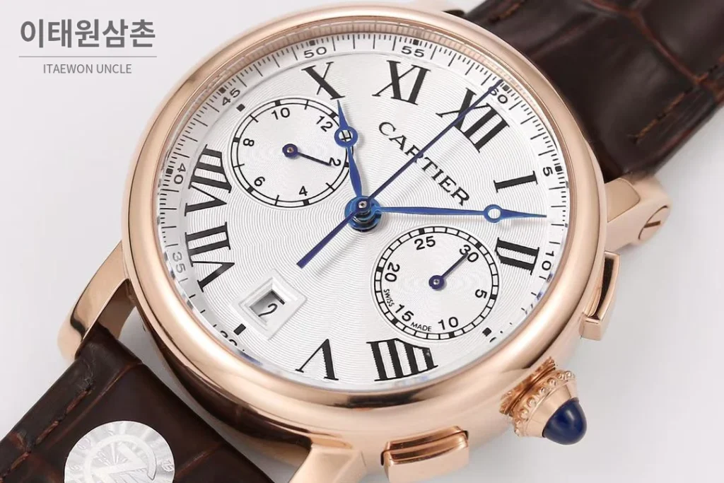 까르띠에 로통드드까르띠에 스틸 실버다이얼 크로노그래프 오토매틱 40mm 브라운 가죽 스트랩