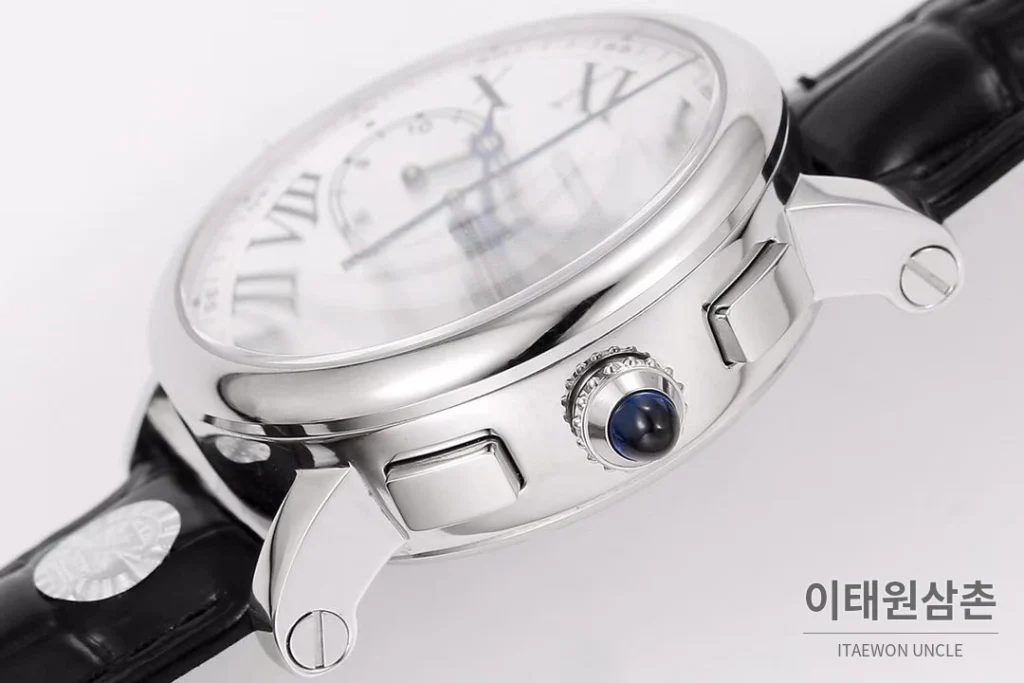 까르띠에 로통드드까르띠에 스틸 실버다이얼 크로노그래프 오토매틱 40mm 블랙 가죽 스트랩