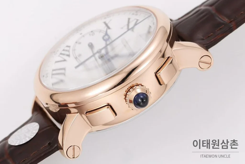 까르띠에 로통드드까르띠에 스틸 실버다이얼 크로노그래프 오토매틱 40mm 브라운 가죽 스트랩