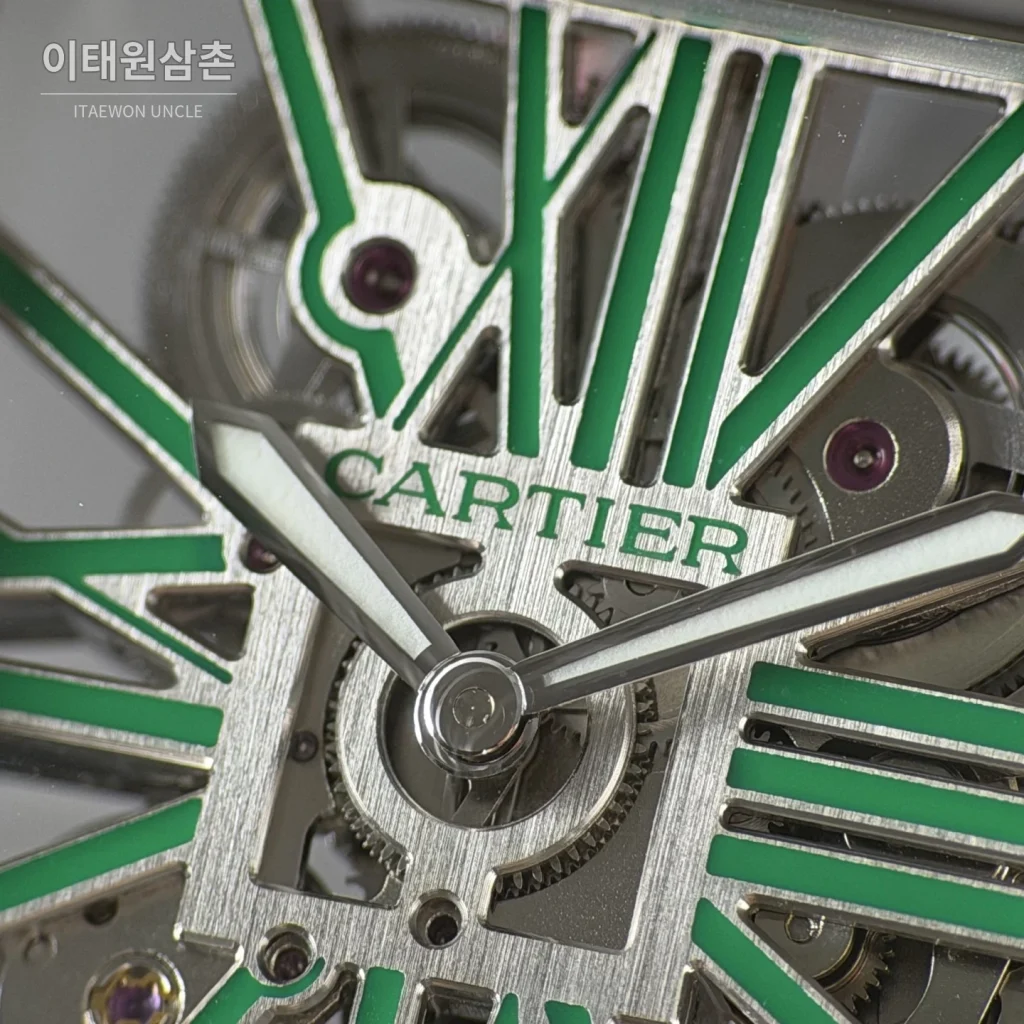 까르띠에 산토스 오토매틱 스켈레톤 다이얼 그린 가죽 스트랩
