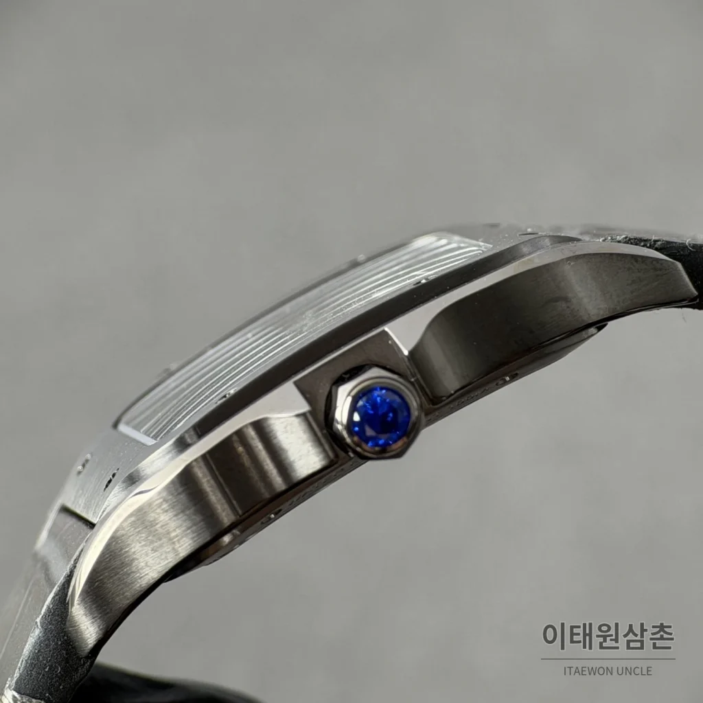 까르띠에 산토스 오토매틱 스켈레톤 다이얼 블랙 가죽 스트랩 그레이 베젤