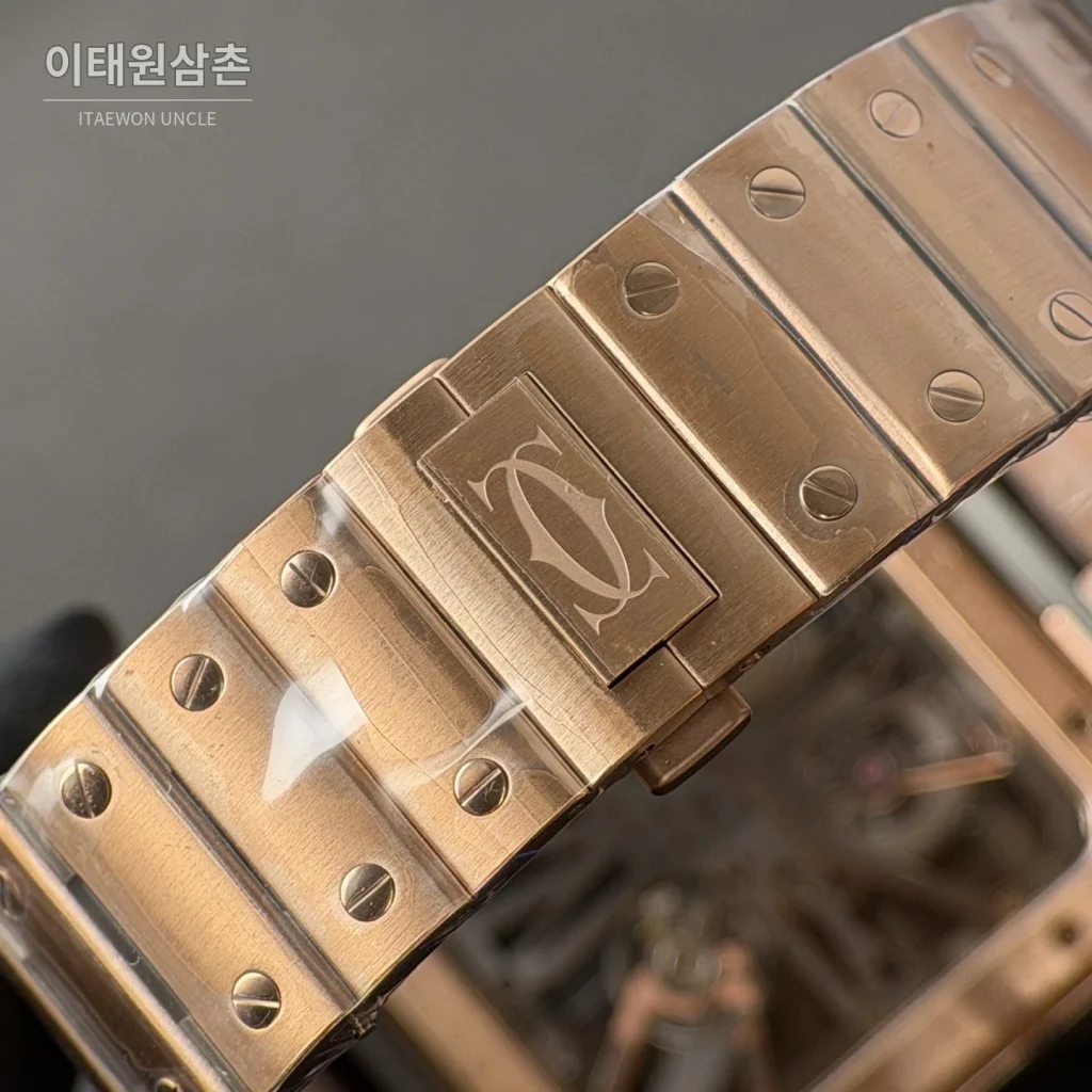 까르띠에 산토스 오토매틱 스켈레톤 다이얼 로즈골드 브레이슬릿 로즈골드 베젤