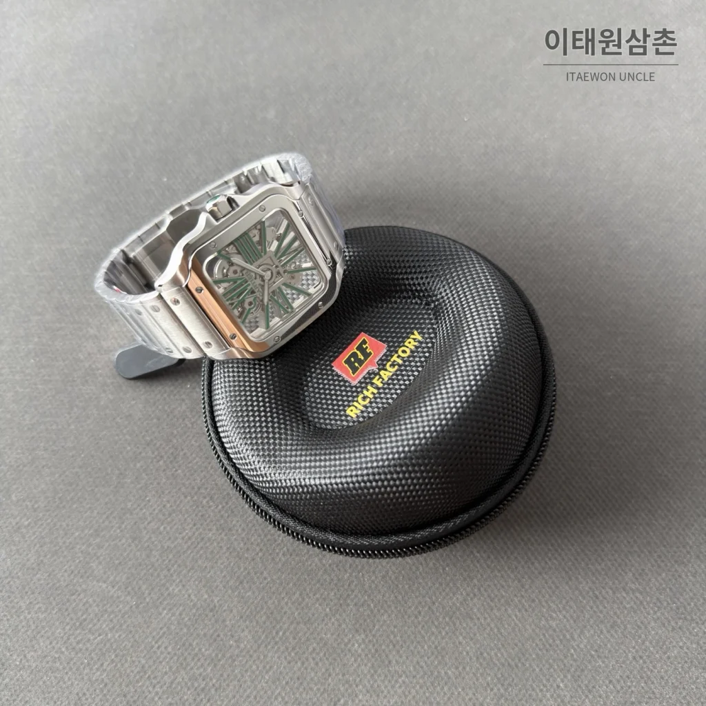 까르띠에 산토스 오토매틱 스켈레톤 다이얼 스틸 브레이슬릿