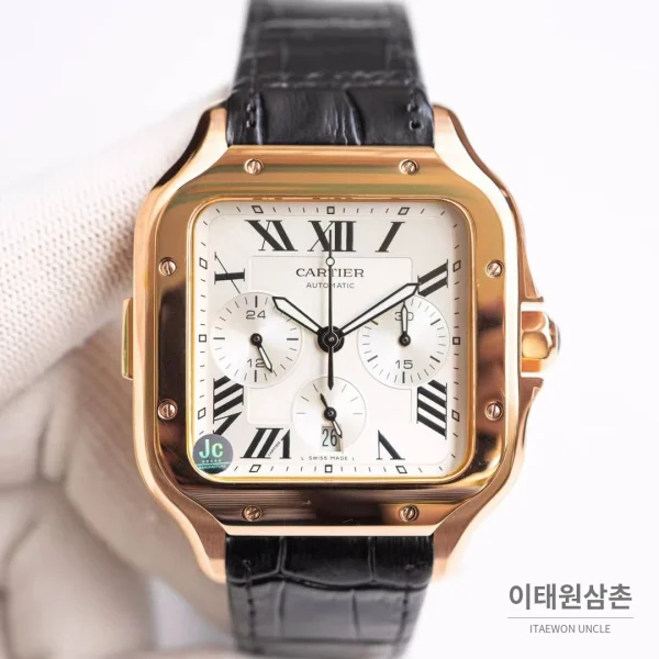 까르띠에 산토스 드 까르띠에 크로노그래프 블랙다이얼 오토매틱 51mm 까르띠에 산토스 드 까르띠에 크로노그래프 블랙다이얼 오토매틱 51mm 블랙 가죽 스트랩 로즈골드 베젤