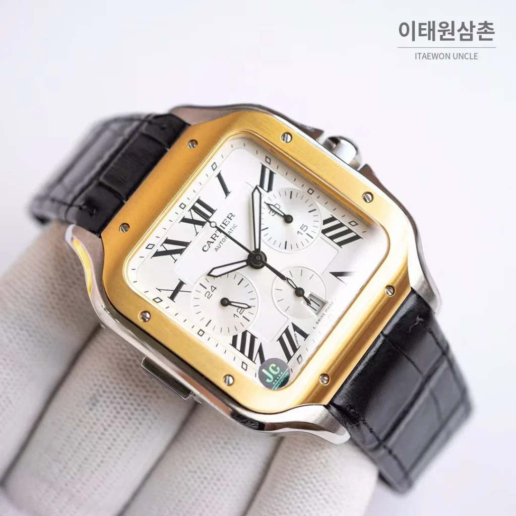 까르띠에 산토스 드 까르띠에 크로노그래프 블랙다이얼 오토매틱 51mm 블랙 가죽 스트랩 골드 베젤