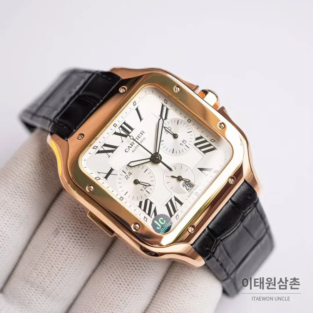 까르띠에 산토스 드 까르띠에 크로노그래프 블랙다이얼 오토매틱 51mm 블랙 가죽 스트랩 로즈골드 베젤