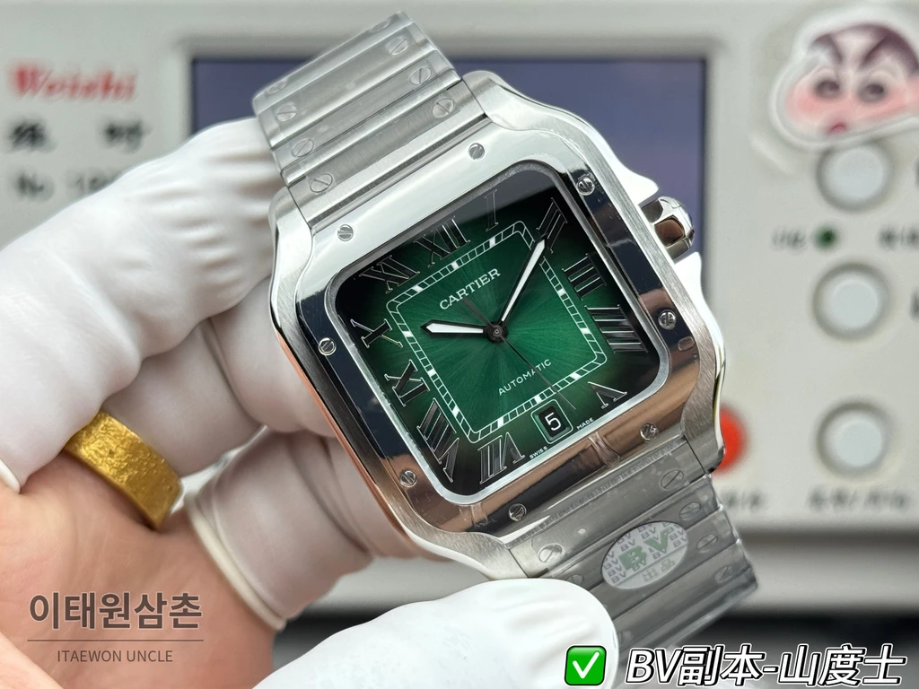 까르띠에 산토스 드 까르띠에 스틸 에메랄드 그린 다이얼 오토매틱 39.8mm